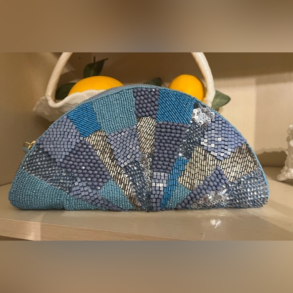 Cato NWOT Blue and Silver Beaded Wristlet Bag - Picture 1 of 6